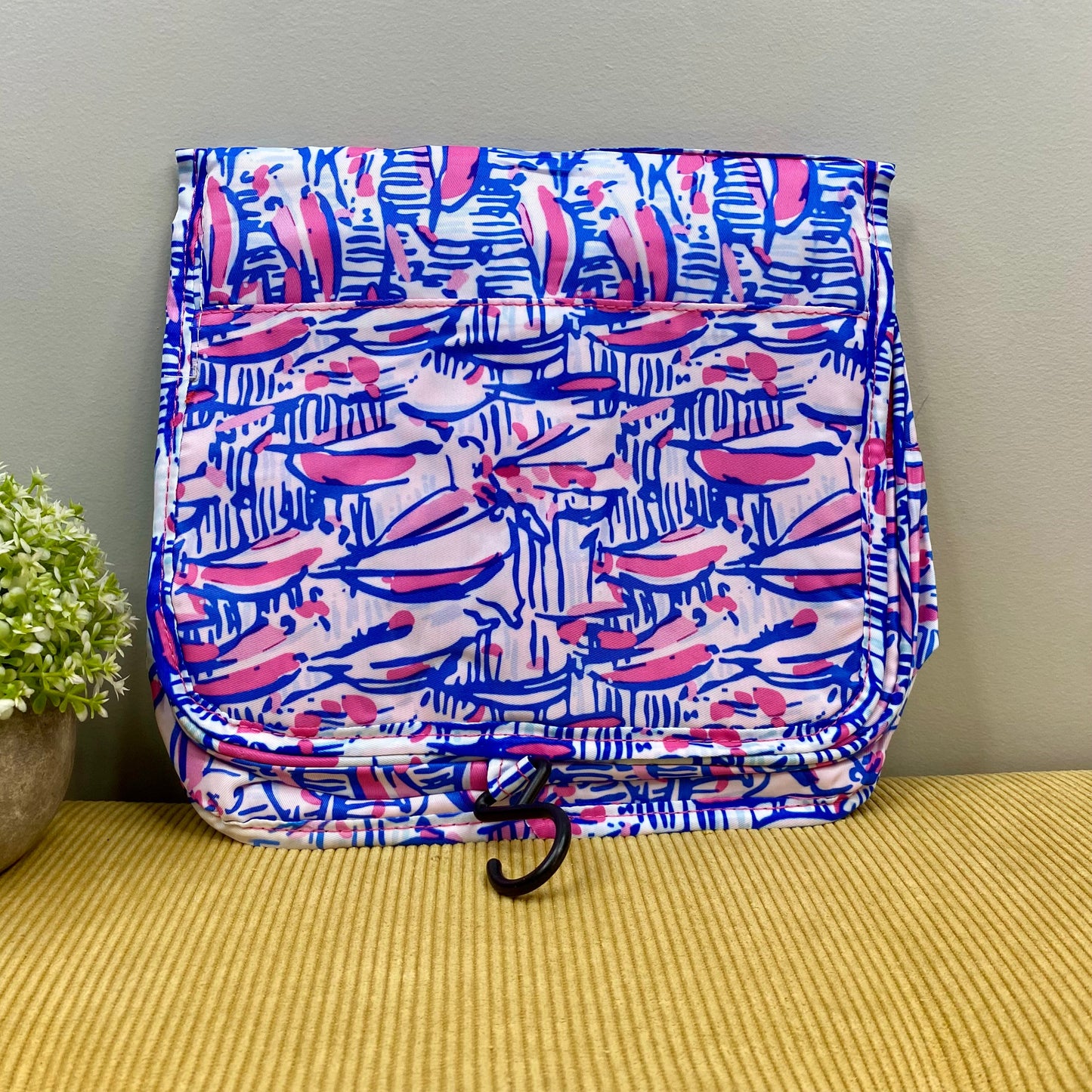 Hanging Toiletry Bag - Pink & Blue