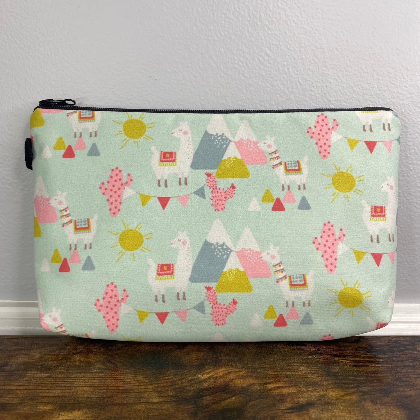 Pouch - Llama Mountain