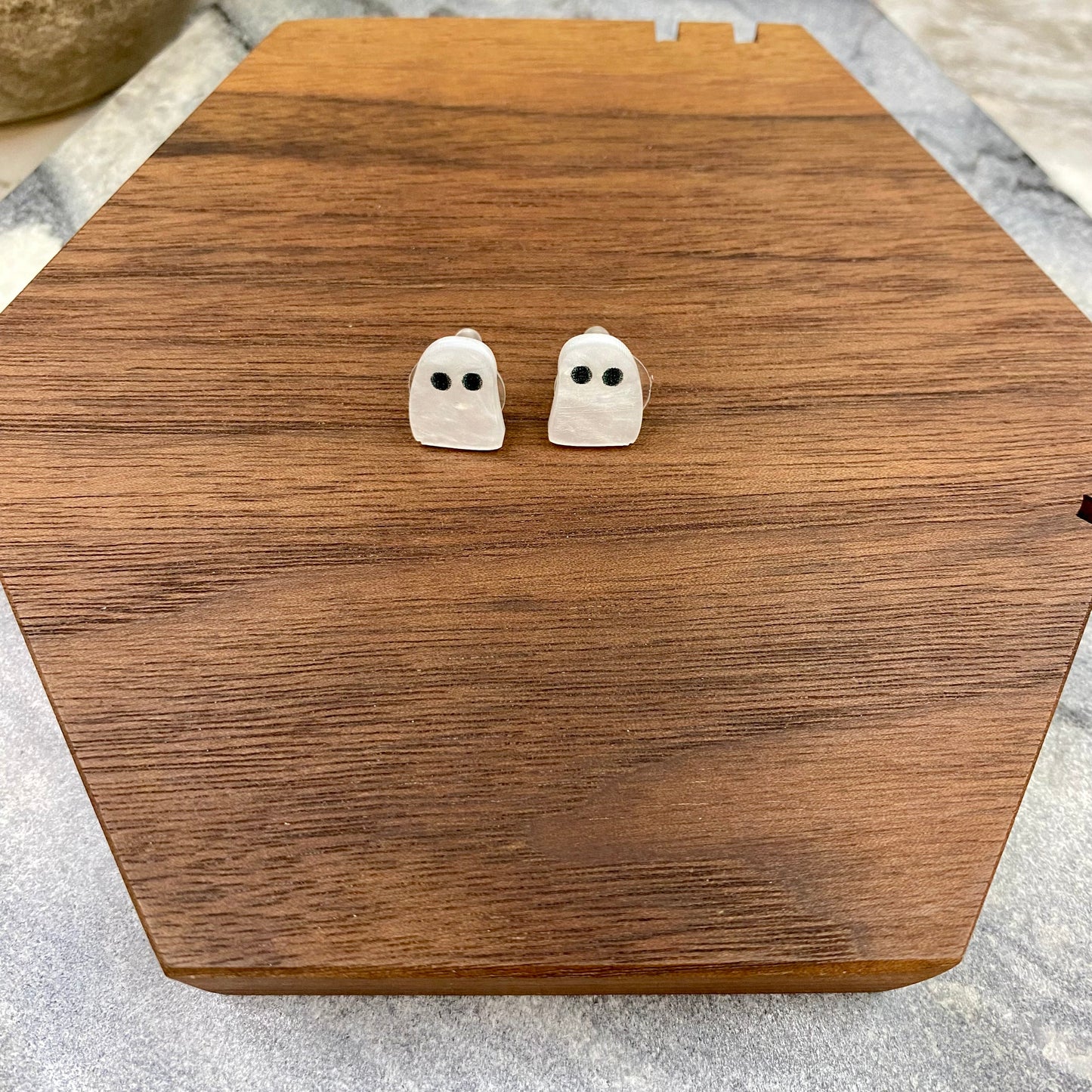 Acrylic Stud Earrings - Halloween Ghosts