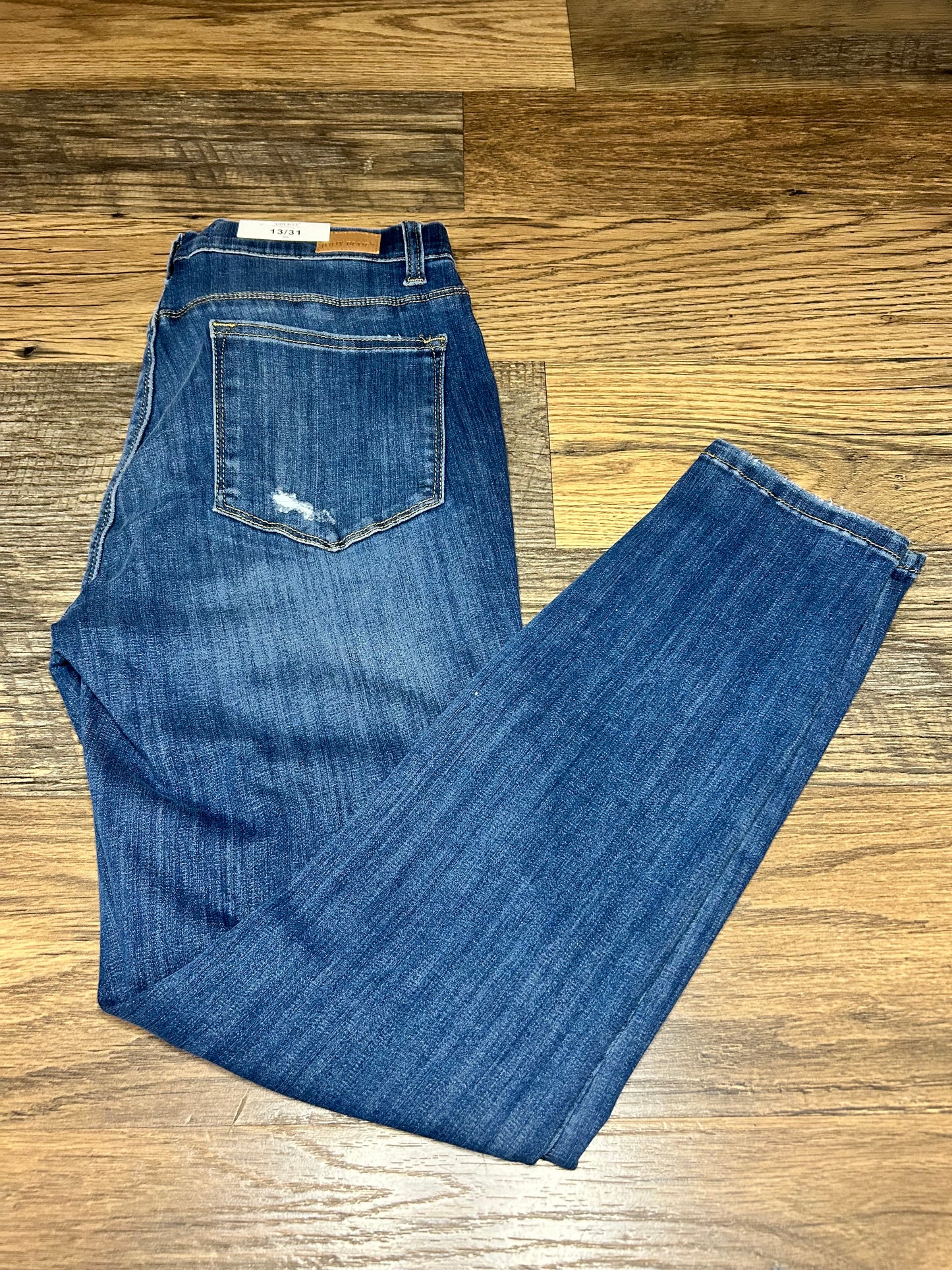 Judy Blue Distressed Jeggings