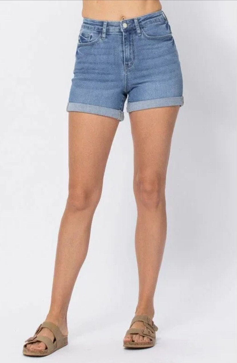 Hi-Rise Open Seam Cuffed Short